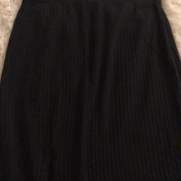 Zara stretch black skirt size small - Picture 2 of 4